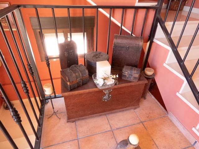 Chalet de 4 habitaciones en San Fulgencio en venta con piscina garaje - 630.000 € (Ref: 9543834)