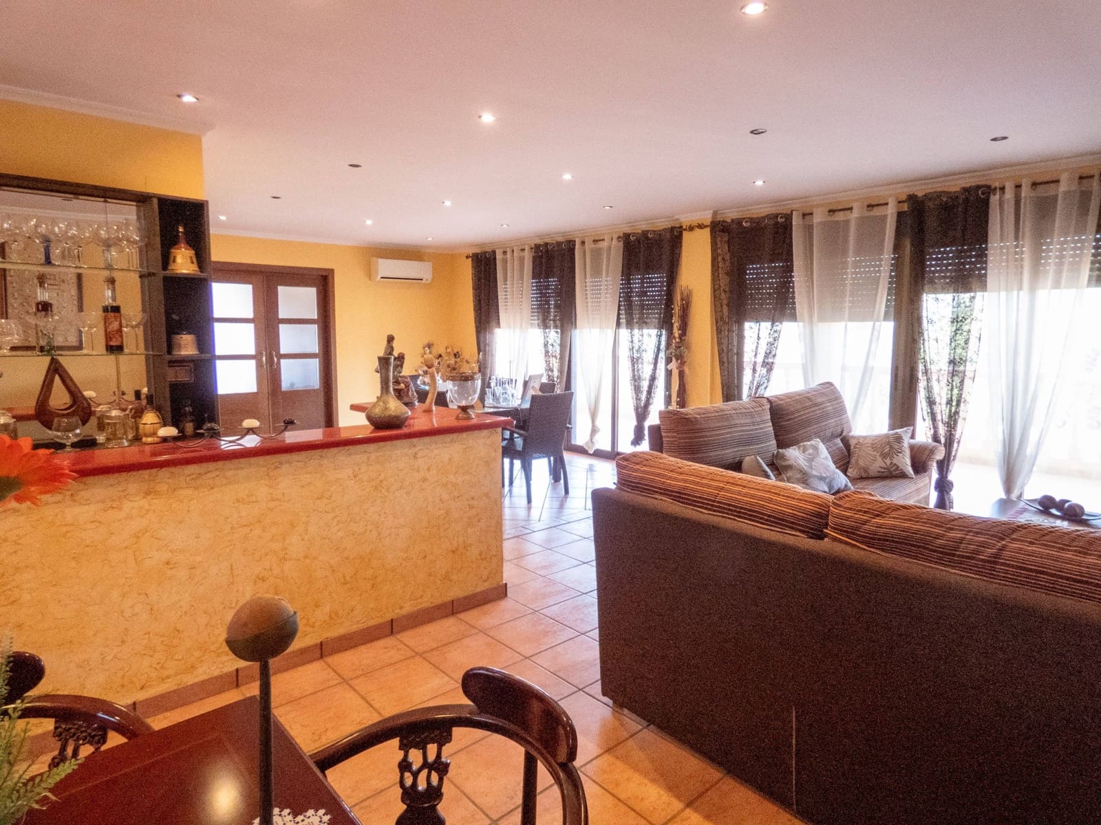 Chalet de 4 habitaciones en San Fulgencio en venta con piscina garaje - 630.000 € (Ref: 9543834)