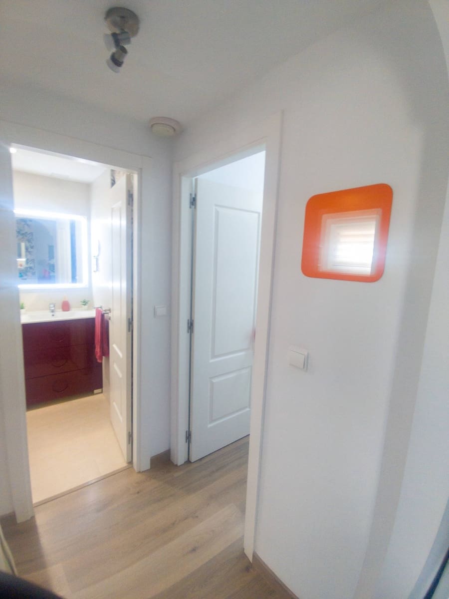 2 slaapkamer Flat te koop in Muchamiel / Mutxamel met zwembad - € 262.000 (Ref: 9732408)