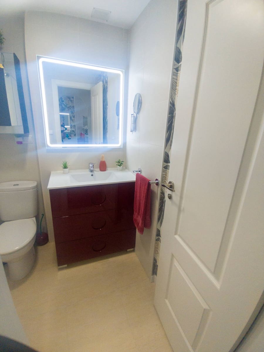 2 slaapkamer Flat te koop in Muchamiel / Mutxamel met zwembad - € 262.000 (Ref: 9732408)