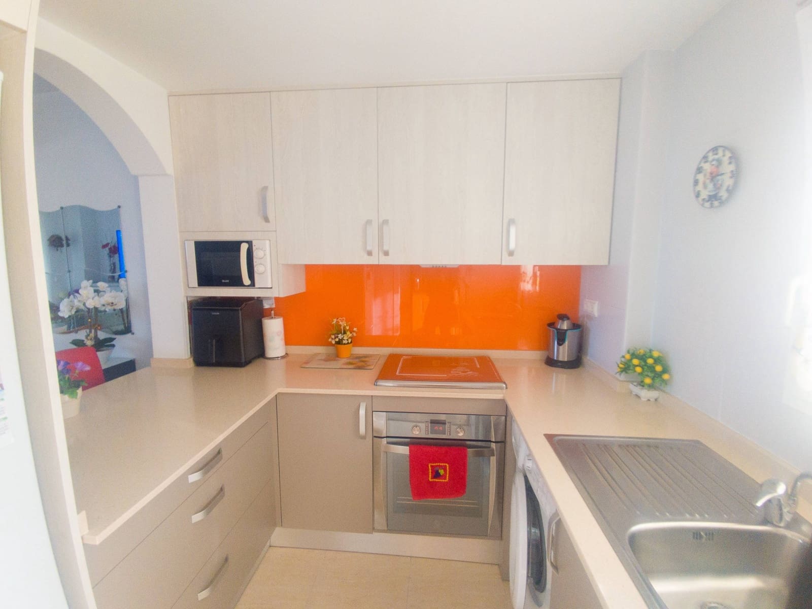 2 slaapkamer Flat te koop in Muchamiel / Mutxamel met zwembad - € 262.000 (Ref: 9732408)