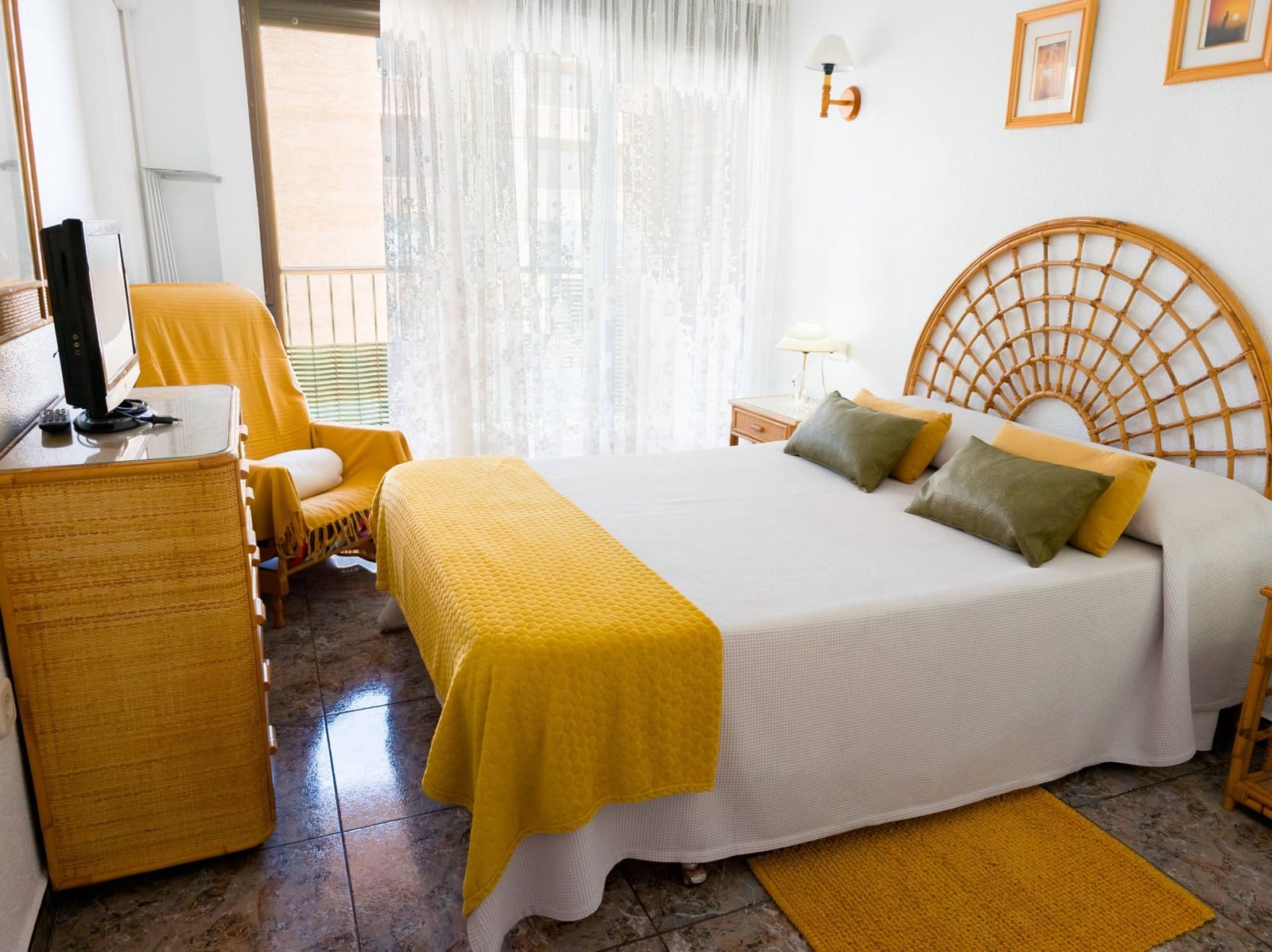 3 soveværelse Lejlighed til salg i Arenales del Sol - € 165.000 (Ref: 9735770)