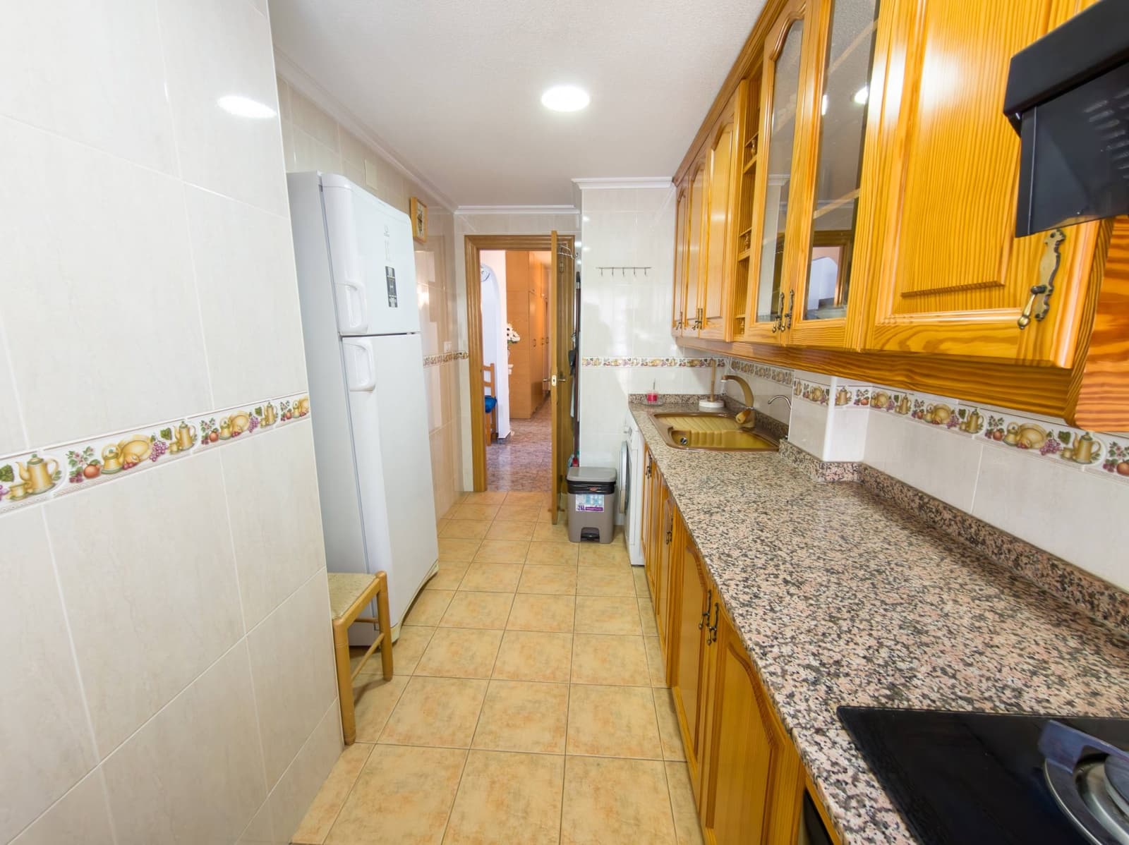 3 soveværelse Lejlighed til salg i Arenales del Sol - € 165.000 (Ref: 9735770)