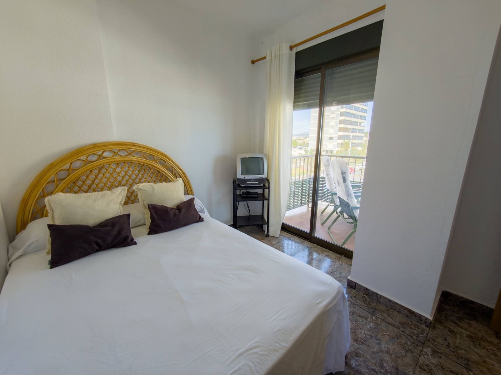 3 soveværelse Lejlighed til salg i Arenales del Sol - € 165.000 (Ref: 9735770)