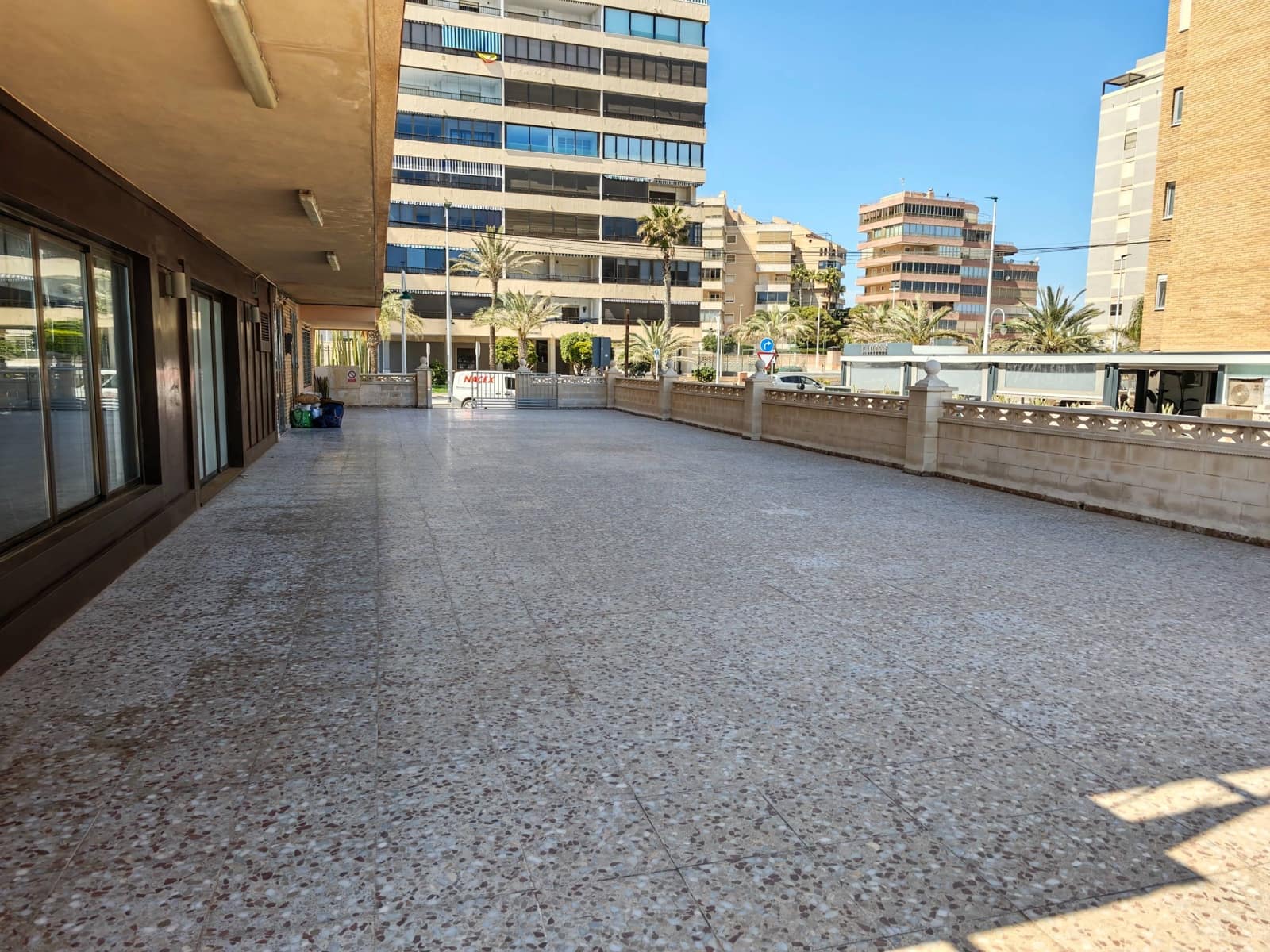 3 soveværelse Lejlighed til salg i Arenales del Sol - € 165.000 (Ref: 9735770)