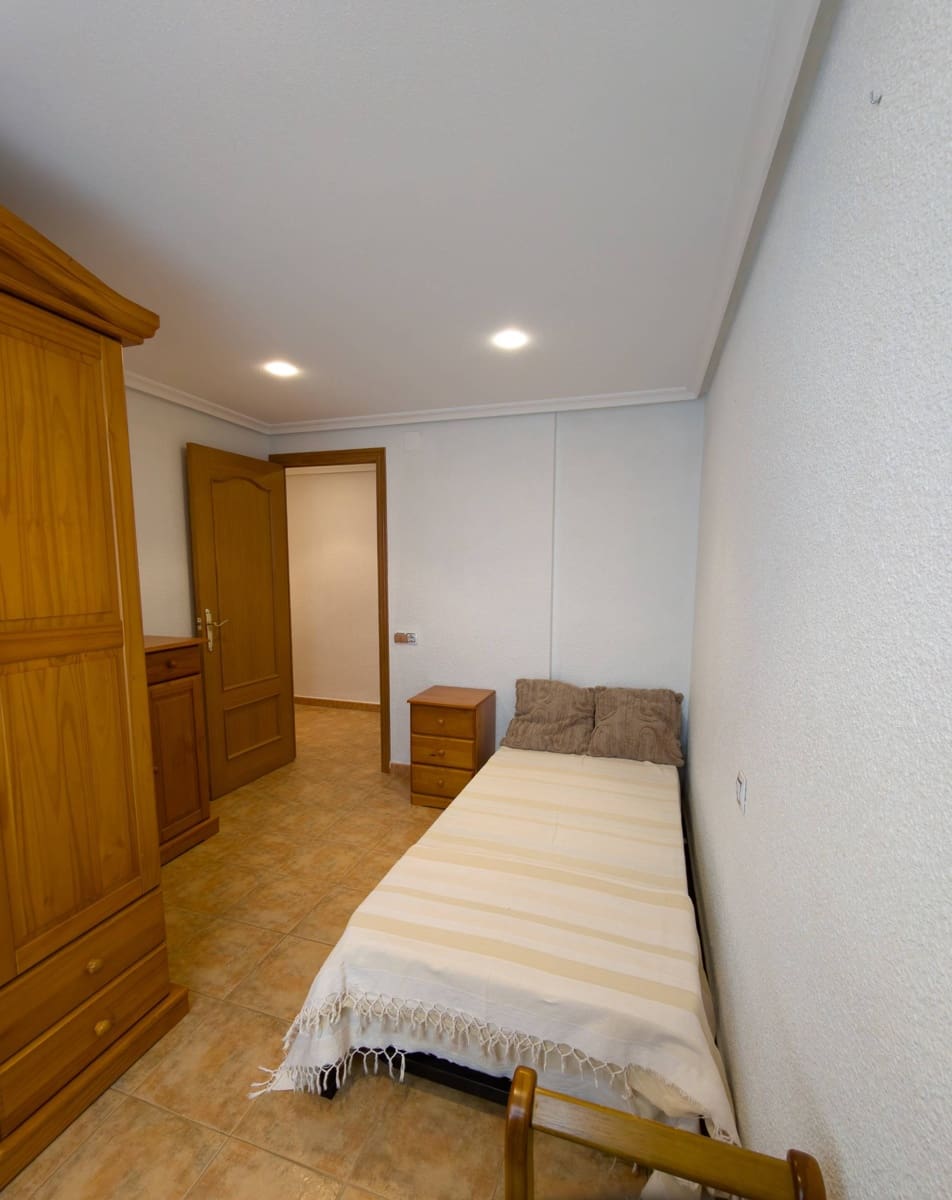 2 chambre Appartement à vendre à Santa Pola - 200 000 € (Ref: 9786972)