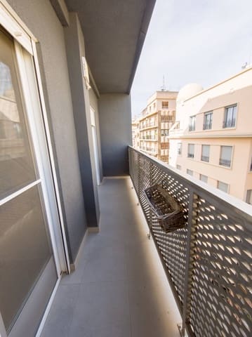 3 sovrum Lägenhet att hyra i Centro, Elche / Elx - 950 € (Ref: 9797319)