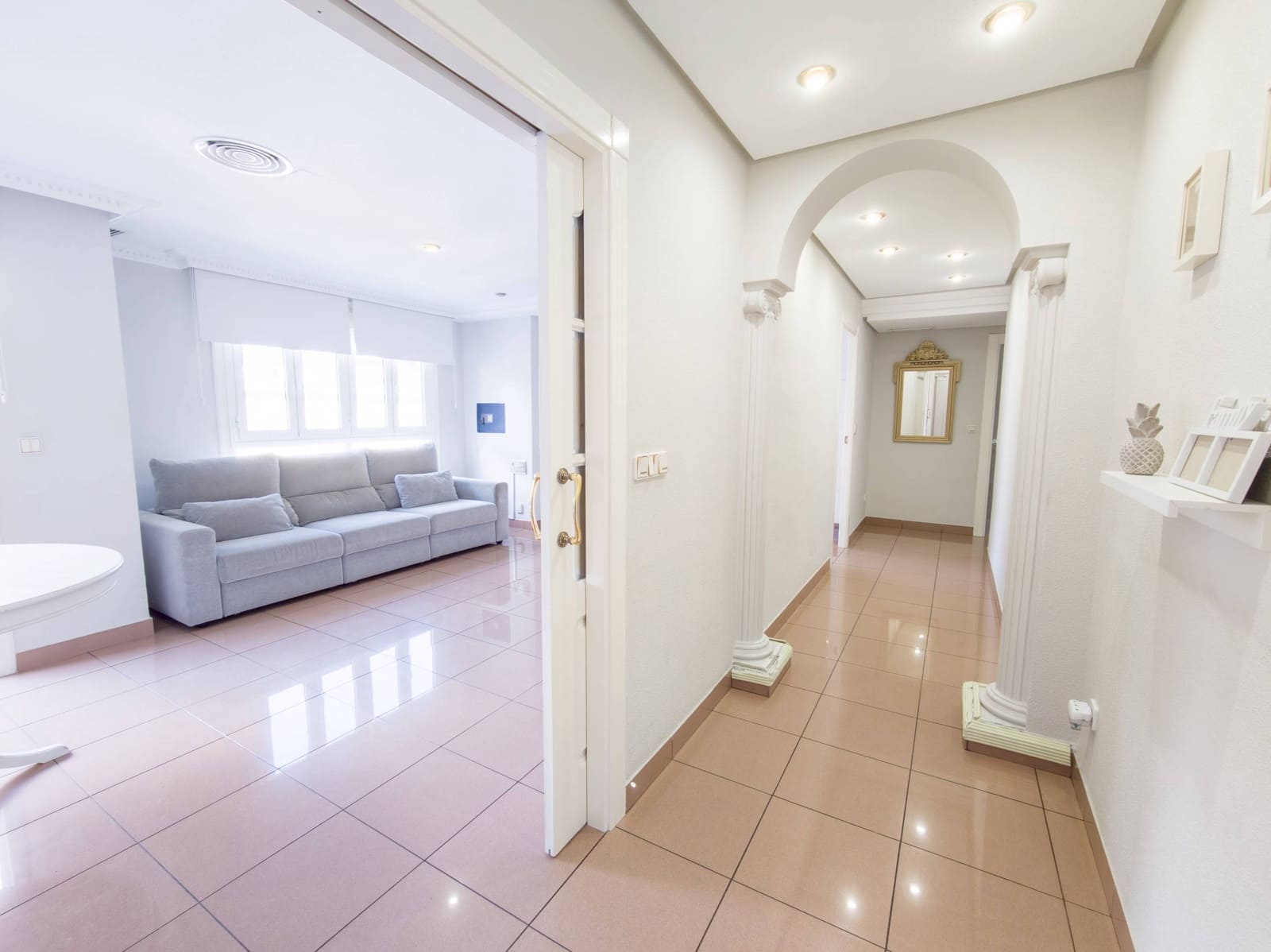 3 sovrum Lägenhet att hyra i Elche / Elx - 950 € (Ref: 9797319)