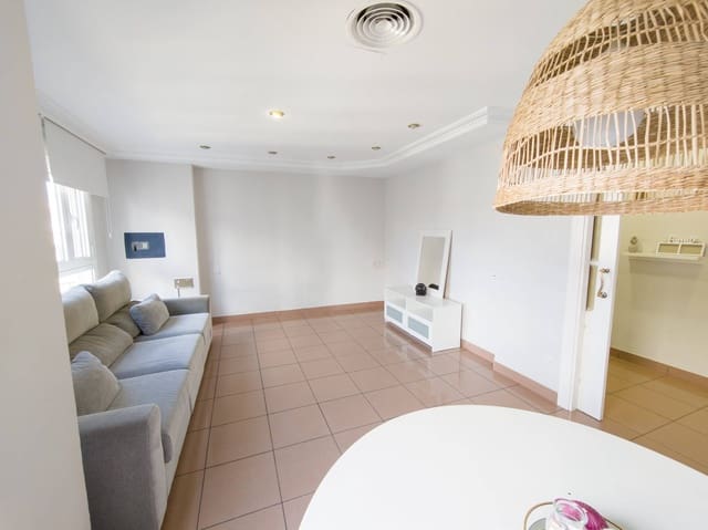 3 sovrum Lägenhet att hyra i Centro, Elche / Elx - 950 € (Ref: 9797319)