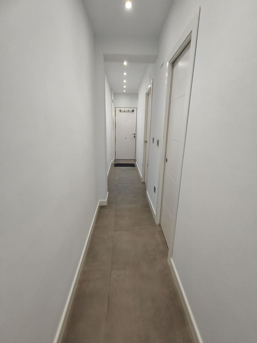 3 makuuhuone Asunto vuokrattavana paikassa Granada kaupunki - 300 € (Ref: 10185232)