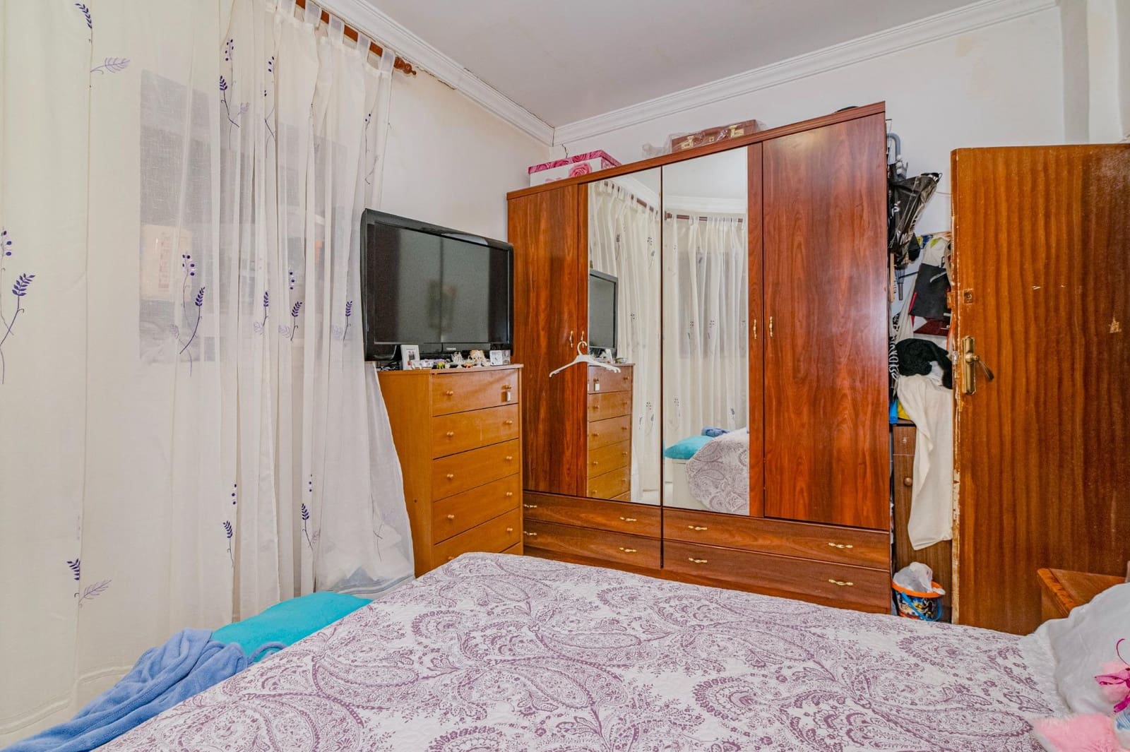 5 bedroom Townhouse for sale in Granada city with garage - € 478,000 (Ref: 10185233)