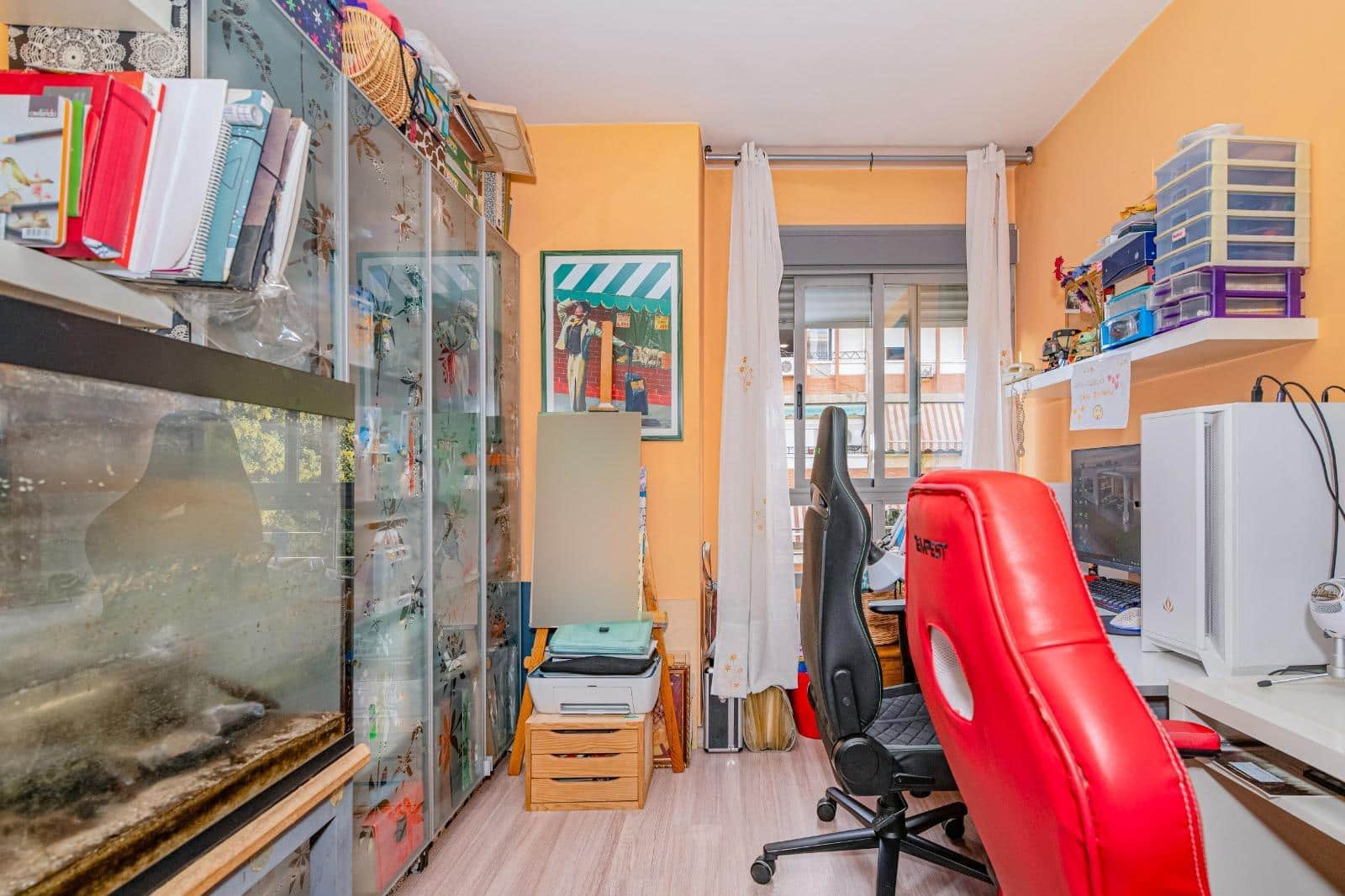 3 makuuhuone Asunto myytävänä paikassa Granada kaupunki mukana uima-altaan 
autotalli - 195 000 € (Ref: 10185234)