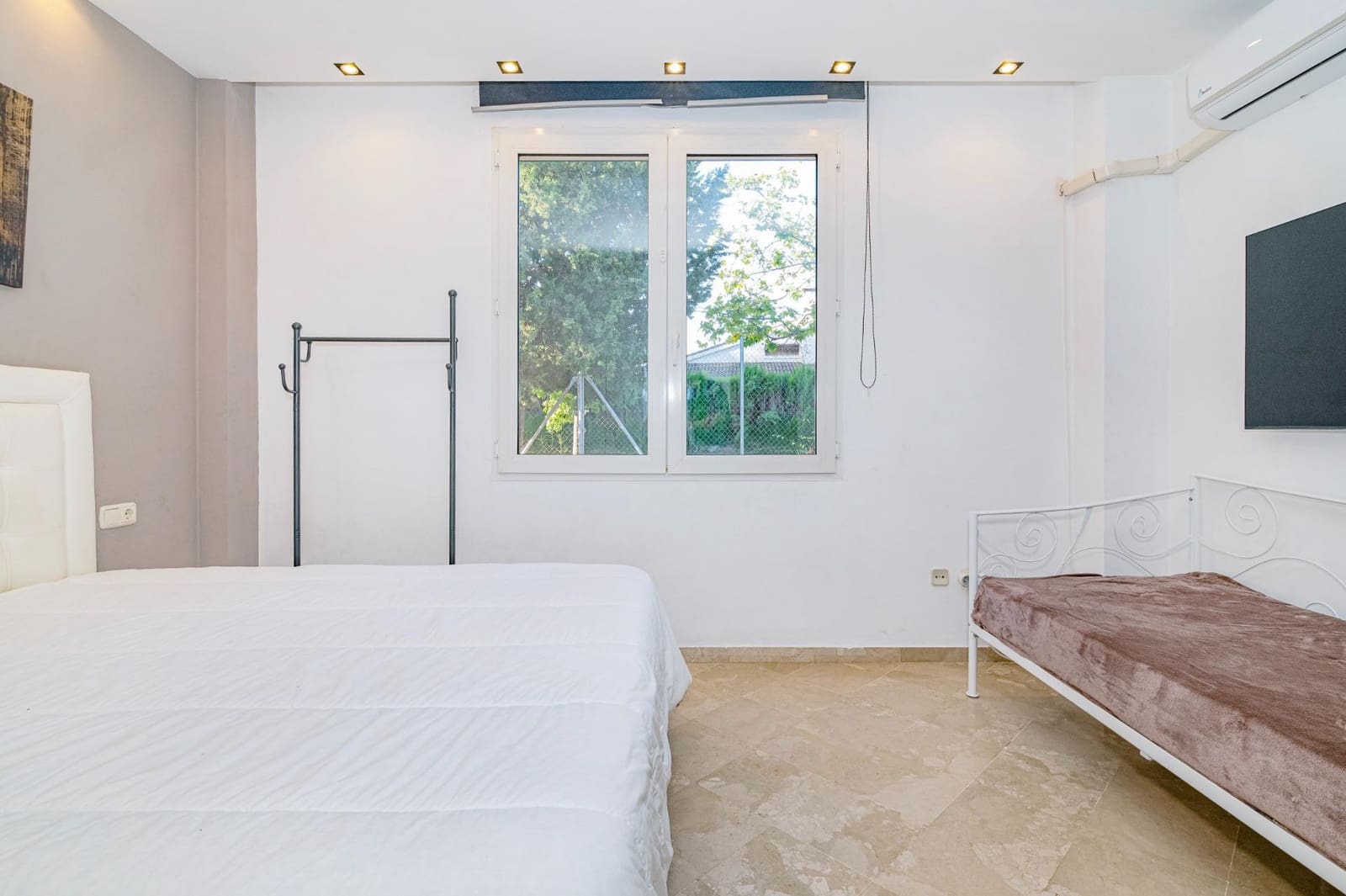 1 chambre Appartement à vendre à Grenade ville avec piscine garage - 196 000 € (Ref: 10185236)