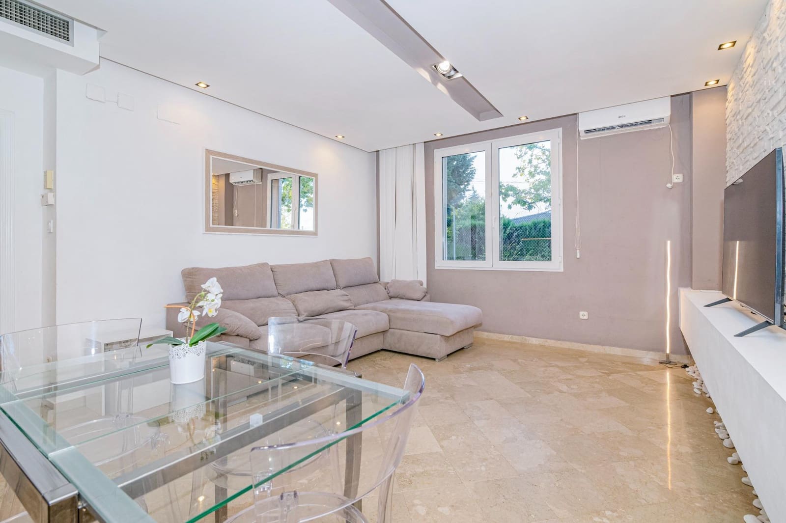 1 chambre Appartement à vendre à Grenade ville avec piscine garage - 196 000 € (Ref: 10185236)