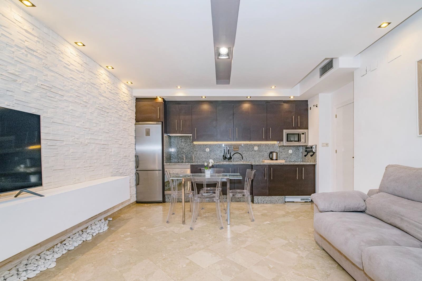 1 chambre Appartement à vendre à Grenade ville avec piscine garage - 196 000 € (Ref: 10185236)
