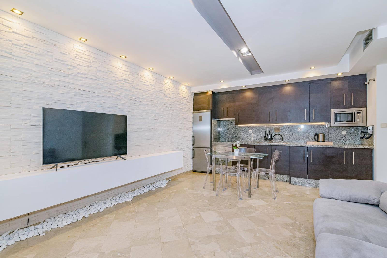 1 chambre Appartement à vendre à Grenade ville avec piscine garage - 196 000 € (Ref: 10185236)