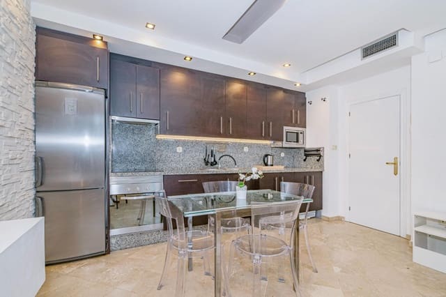 1 chambre Appartement à vendre à Grenade ville avec piscine garage - 196 000 € (Ref: 10185236)