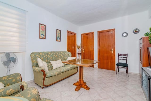 3 bedroom Flat for sale in Granada city - € 145,000 (Ref: 10185237)