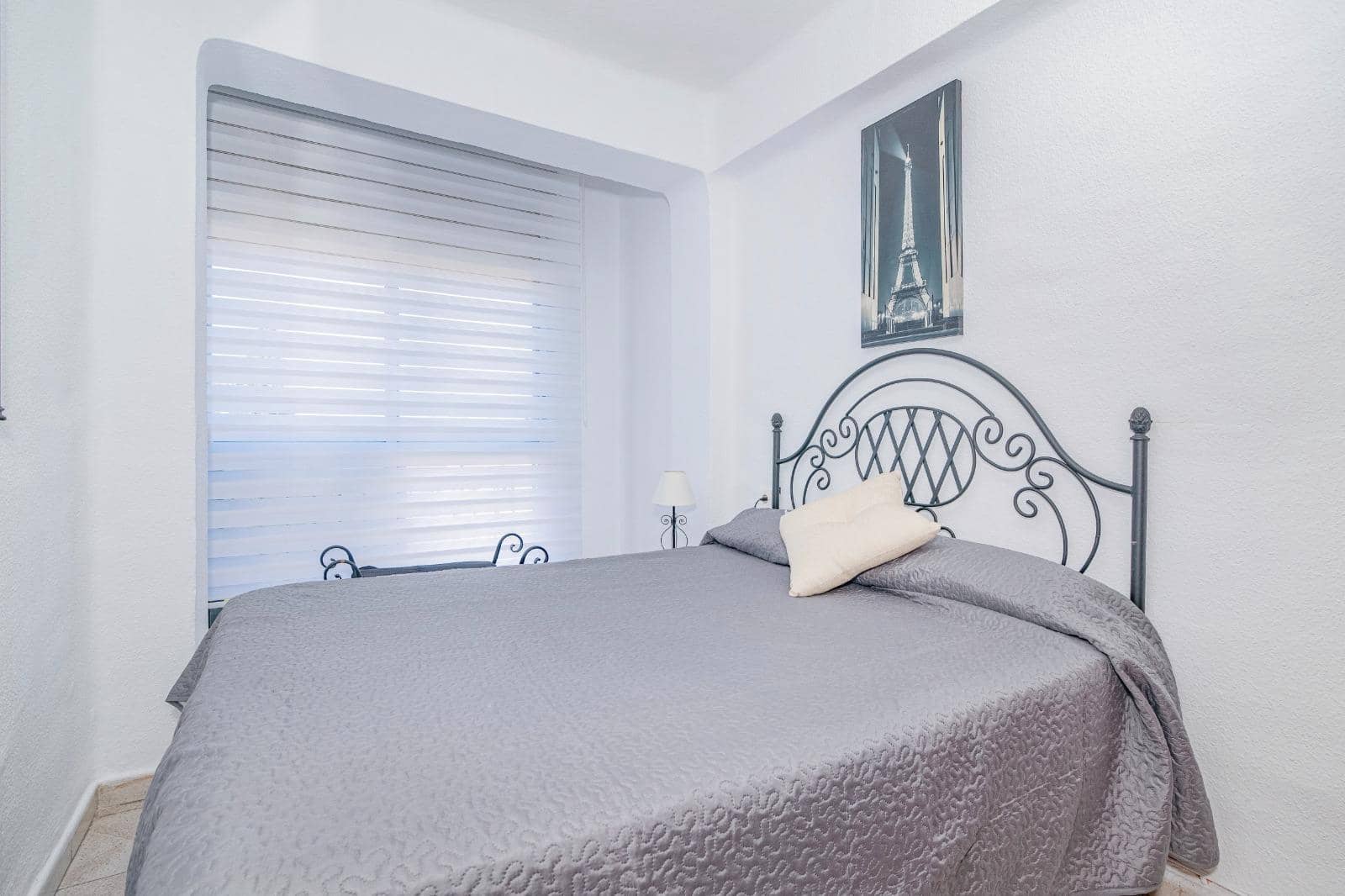 3 bedroom Flat for sale in Granada city - € 145,000 (Ref: 10185237)