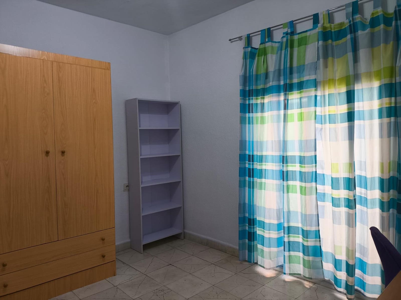 3 makuuhuone Asunto vuokrattavana paikassa Granada kaupunki - 850 € (Ref: 10185238)