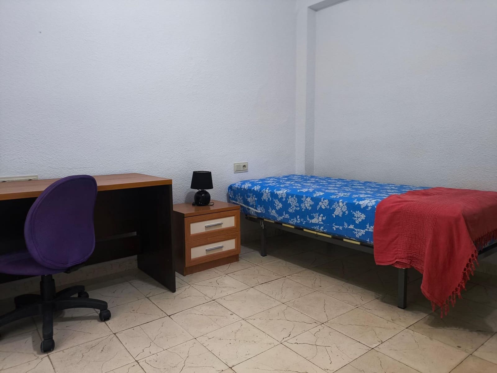 3 makuuhuone Asunto vuokrattavana paikassa Granada kaupunki - 850 € (Ref: 10185238)