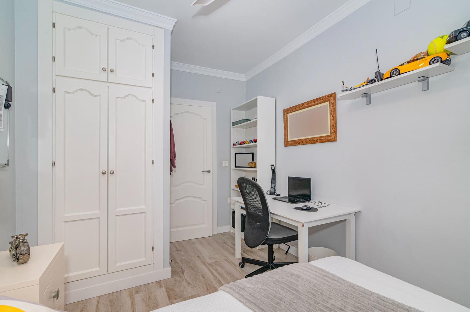 Adosado de 3 habitaciones en Peligros en venta con garaje - 277.999 € (Ref: 10185240)