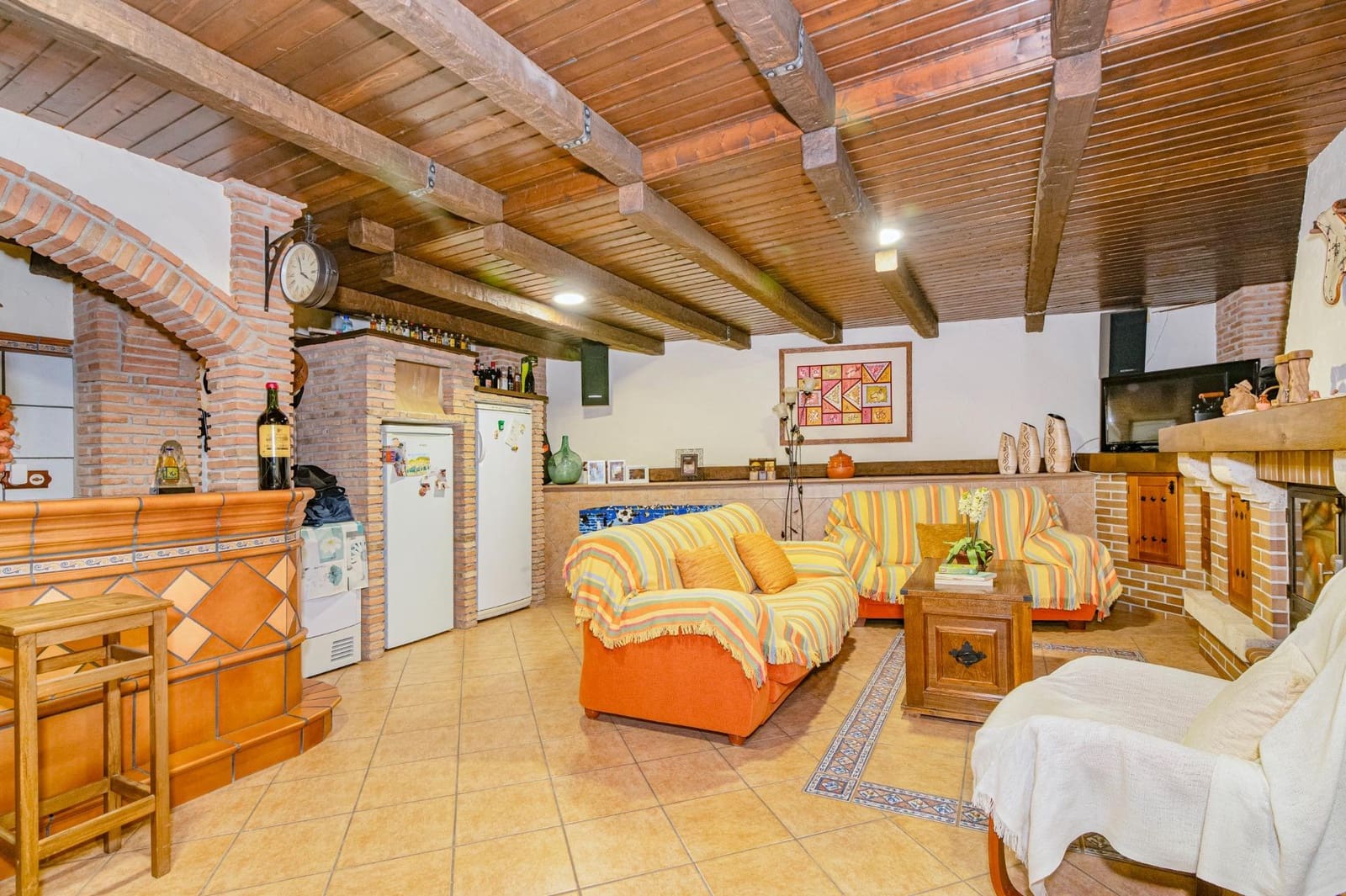 Adosado de 3 habitaciones en Peligros en venta con garaje - 277.999 € (Ref: 10185240)