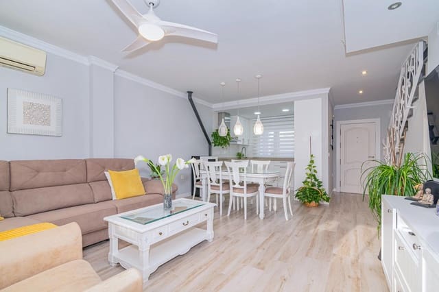 Adosado de 3 habitaciones en Peligros en venta con garaje - 277.999 € (Ref: 10185240)