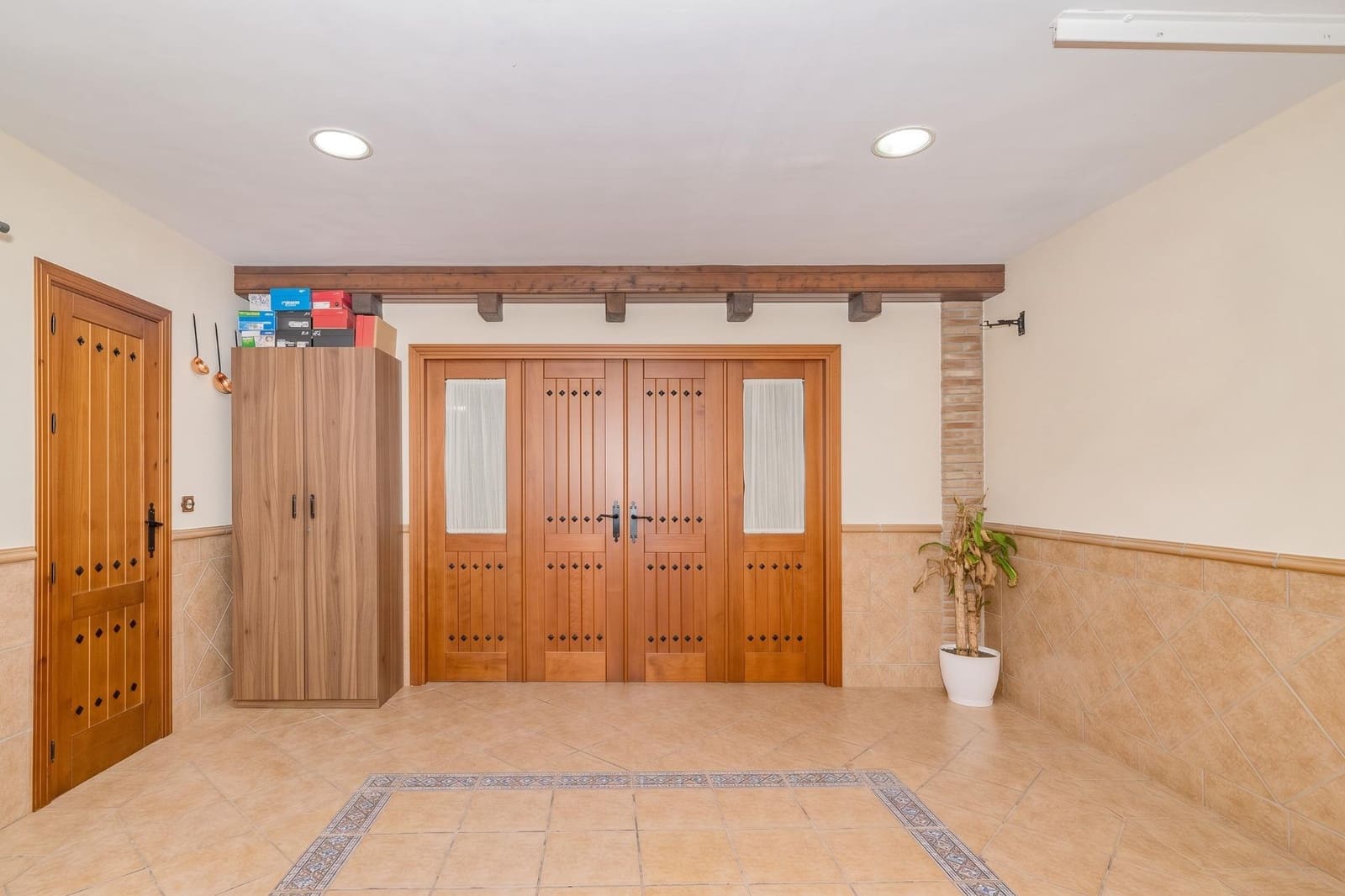 Adosado de 3 habitaciones en Peligros en venta con garaje - 277.999 € (Ref: 10185240)