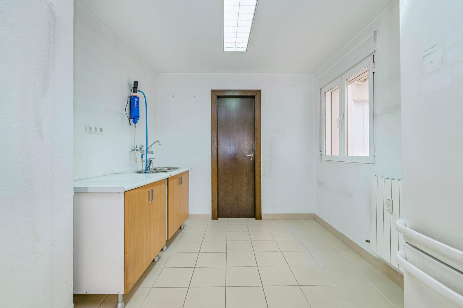 3 camera da letto Ufficio da affittare in Granada citta - 950 € (Rif: 10185244)