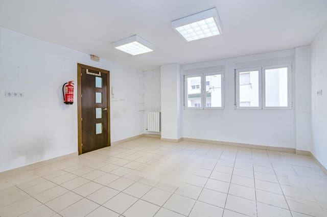 3 camera da letto Ufficio da affittare in Granada città - 950 € (Rif: 10185244)
