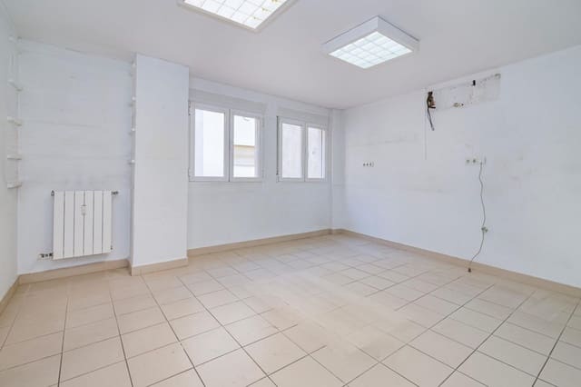 3 camera da letto Ufficio da affittare in Granada città - 950 € (Rif: 10185244)