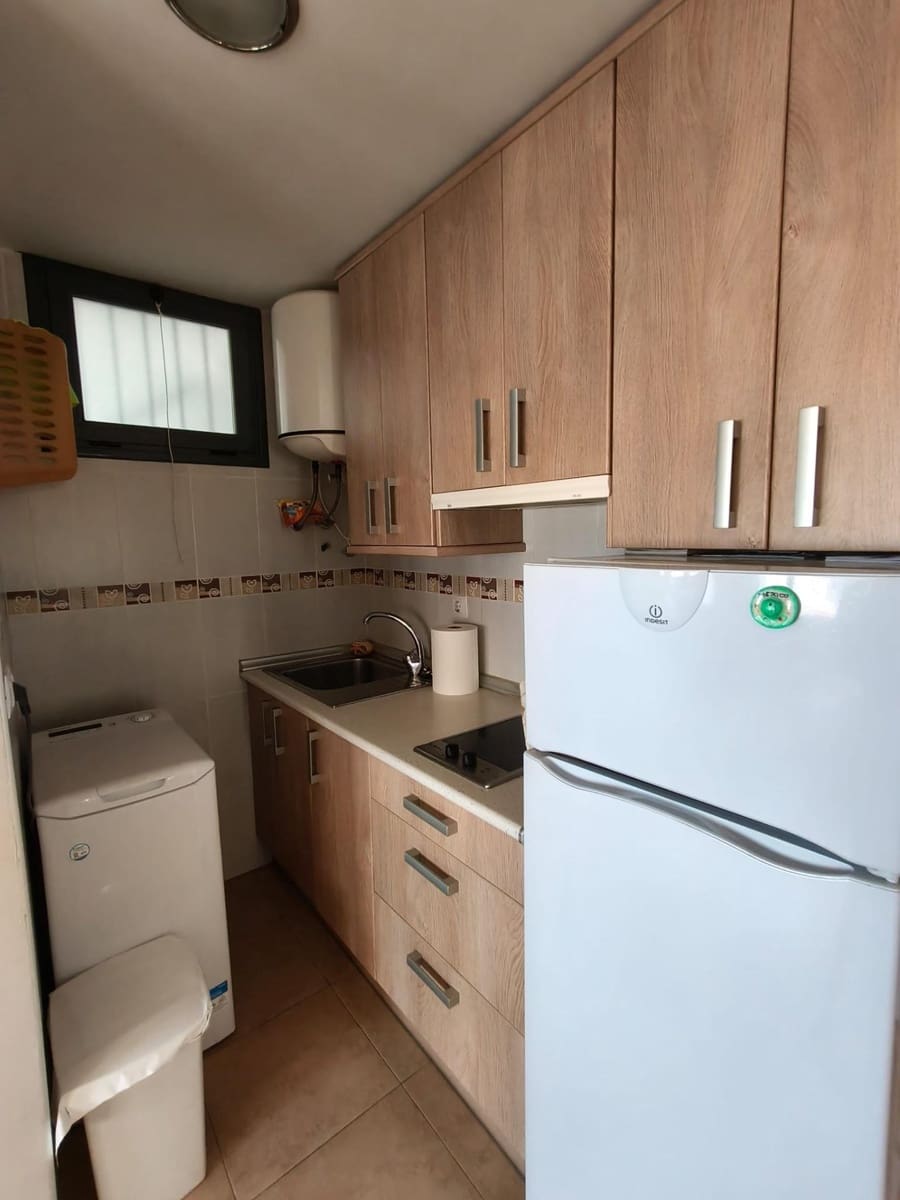 1 soveværelse Lejlighed til salg i Carboneras med garage - € 105.000 (Ref: 10185245)