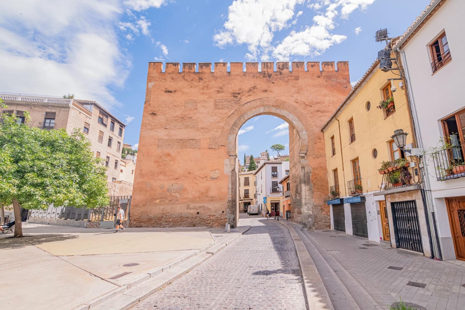 2 bedroom Flat for sale in Granada city - € 250,000 (Ref: 10185247)