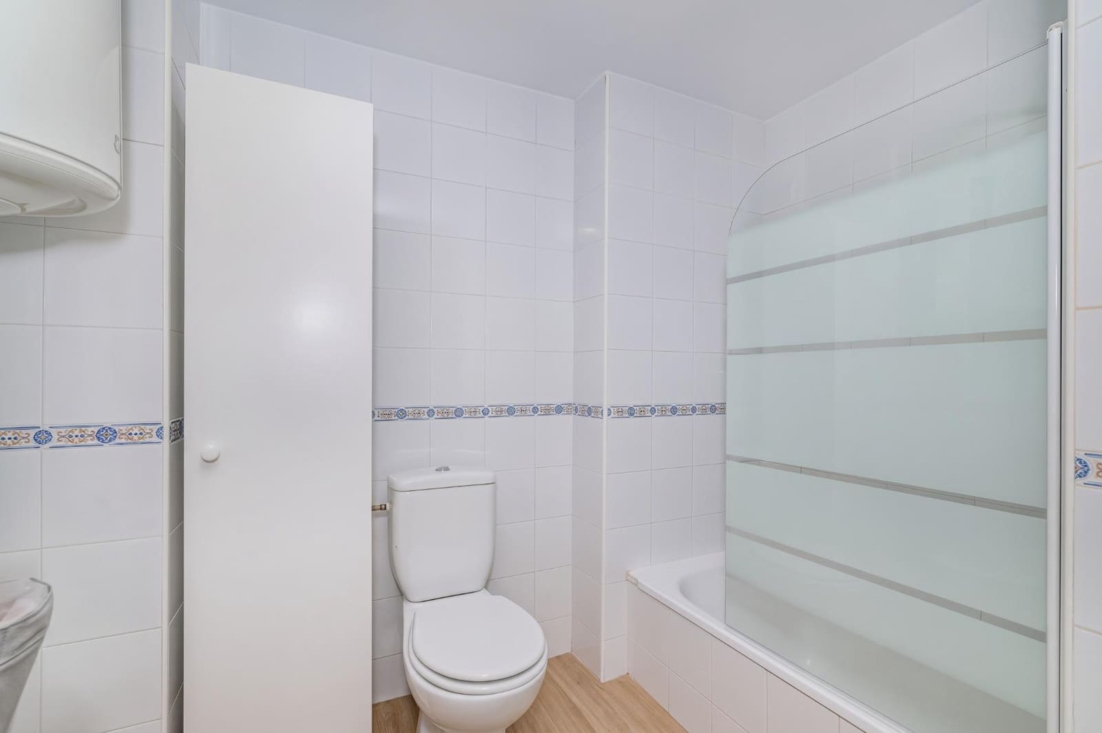 2 bedroom Flat for sale in Granada city - € 250,000 (Ref: 10185247)