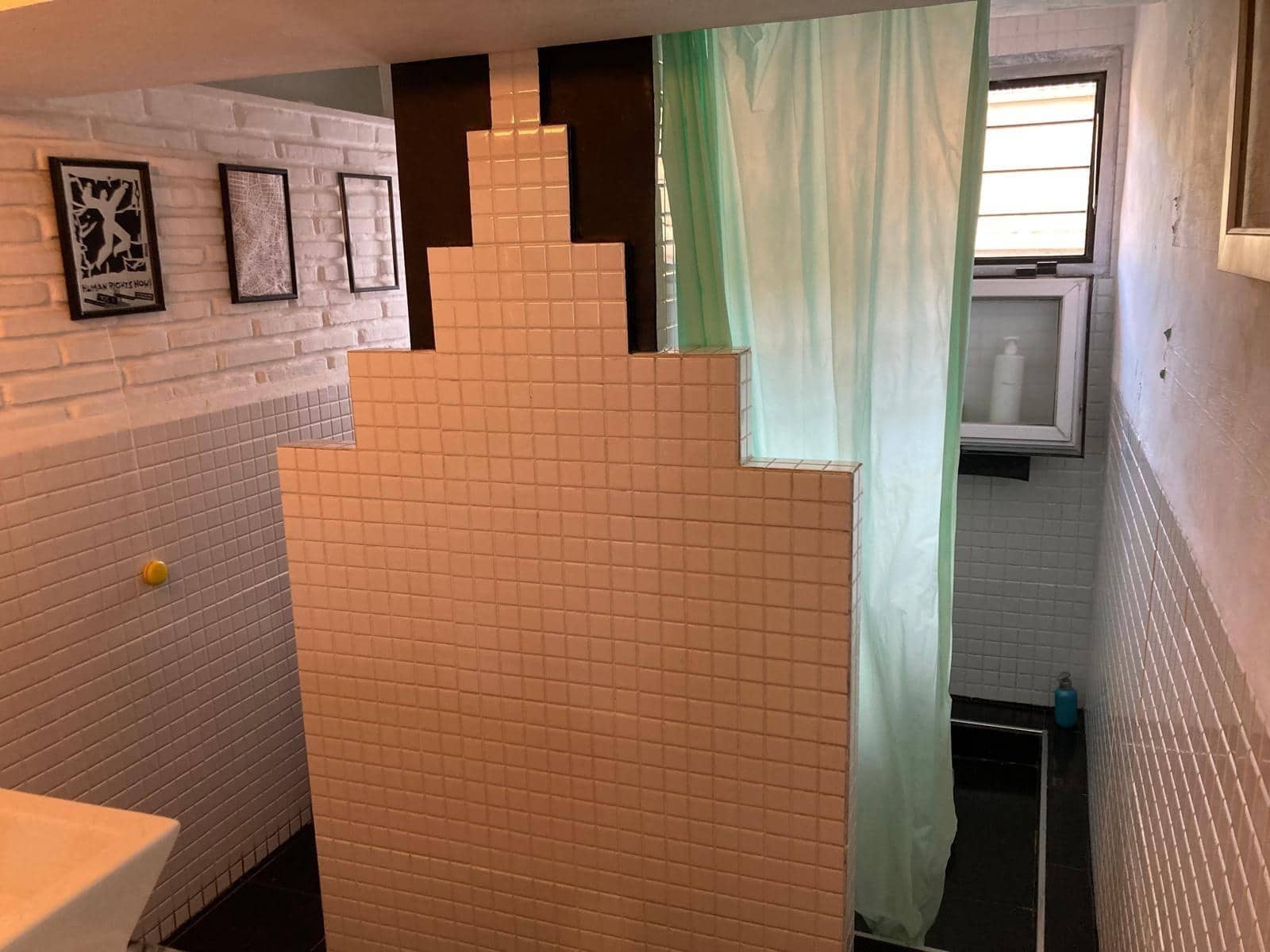 1 chambre Local Commercial à vendre à Grenade ville - 68 000 € (Ref: 10185248)