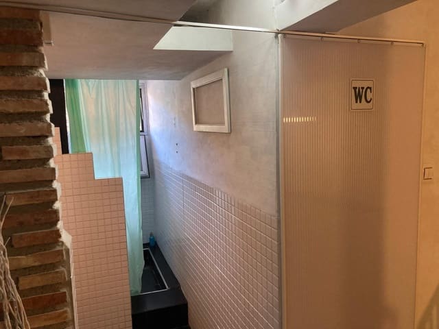 1 chambre Local Commercial à vendre à Grenade ville - 68 000 € (Ref: 10185248)