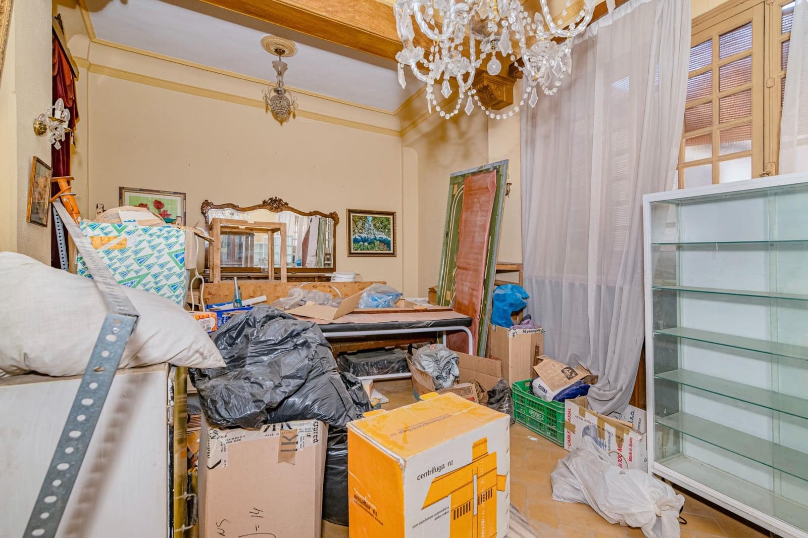 16 bedroom Apartment for sale in Granada city - € 3,000,000 (Ref: 10185251)