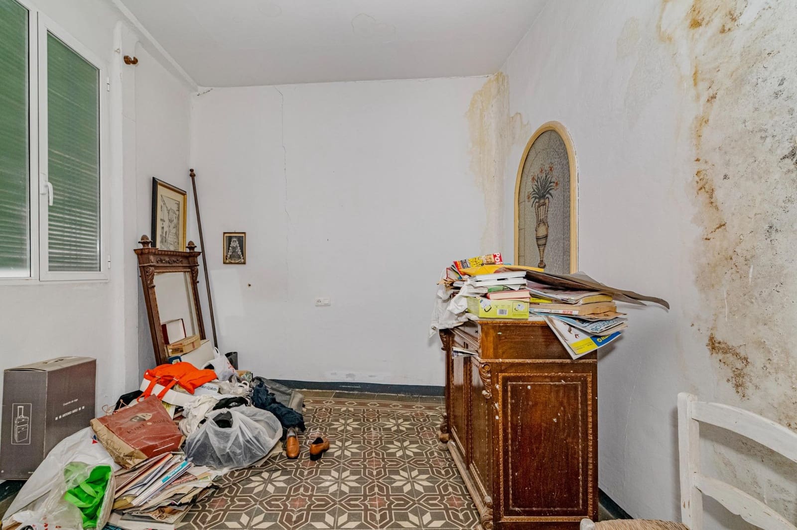 16 bedroom Apartment for sale in Granada city - € 3,000,000 (Ref: 10185251)