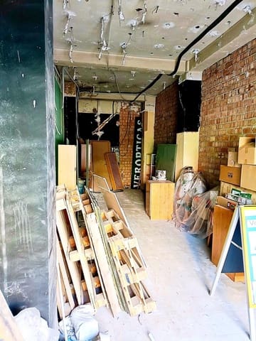 Commercial for rent in Granada city - € 700 (Ref: 10185252)