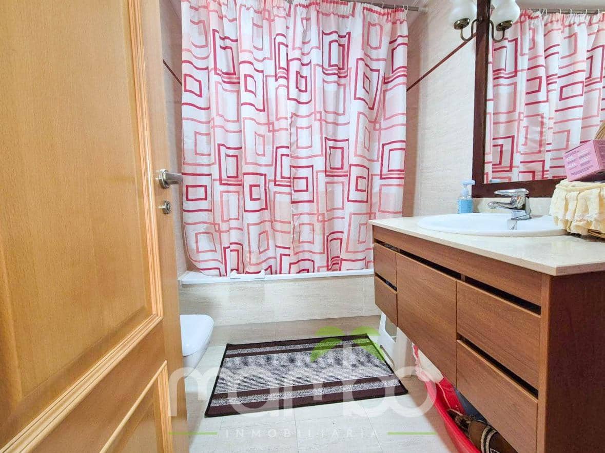 4 bedroom Villa for sale in Torre del Mar with pool garage - € 670,000 (Ref: 9483997)