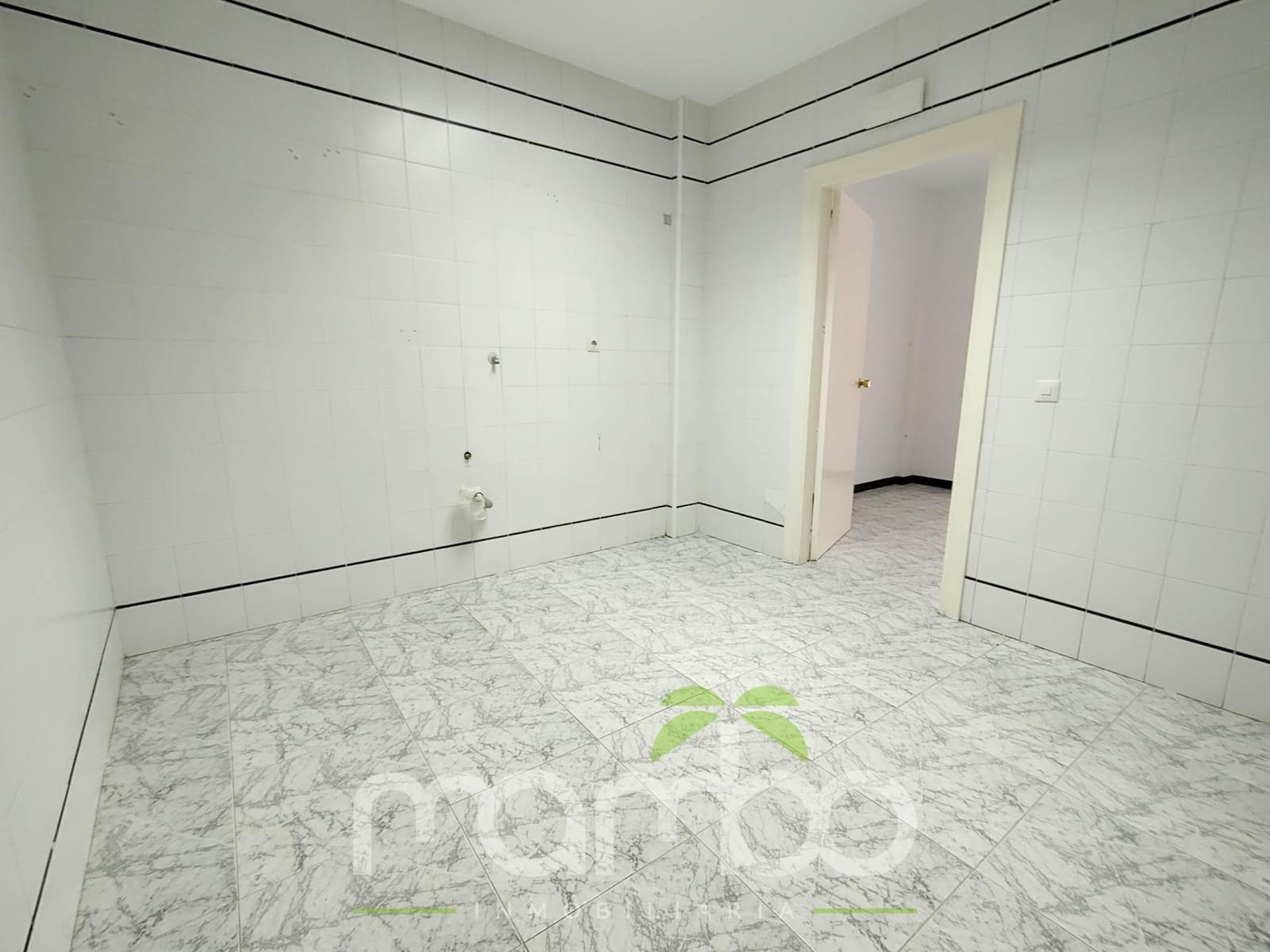 Kaupallinen myytävänä paikassa Velez-Malaga - 124 900 € (Ref: 9483998)