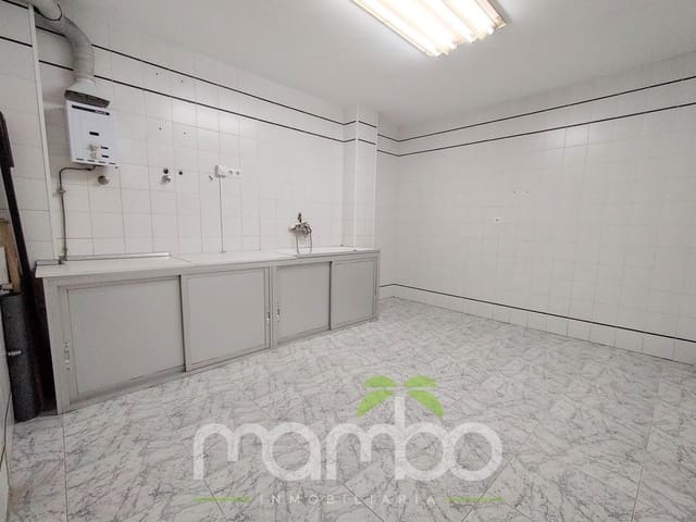 Kaupallinen myytävänä paikassa Vélez-Málaga - 124 900 € (Ref: 9483998)