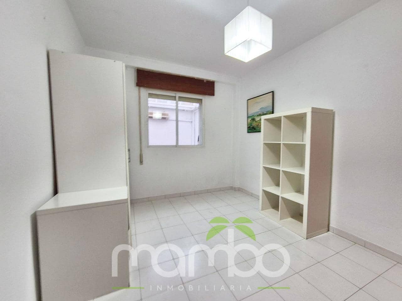 3 bedroom Flat for sale in Torre del Mar with garage - € 320,000 (Ref: 9483999)