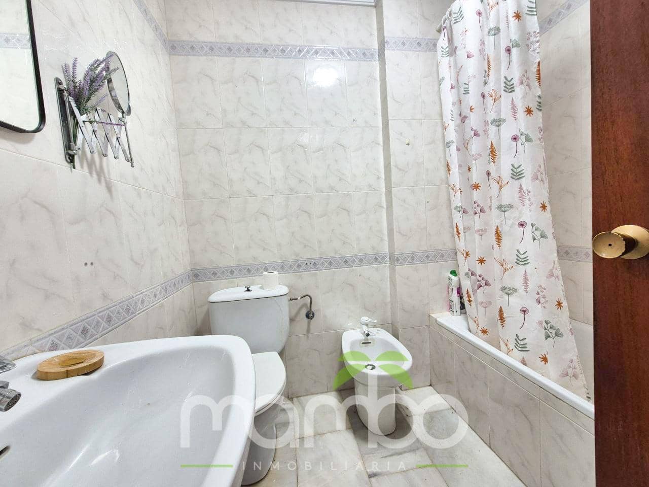 3 bedroom Flat for sale in Torre del Mar with garage - € 320,000 (Ref: 9483999)