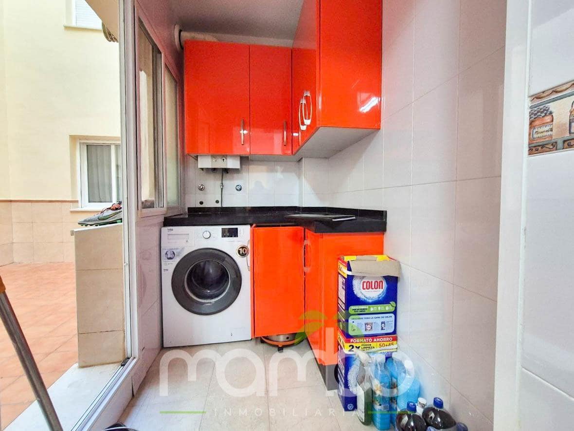 3 bedroom Apartment for sale in Velez-Malaga with pool - € 290,000 (Ref: 9484000)