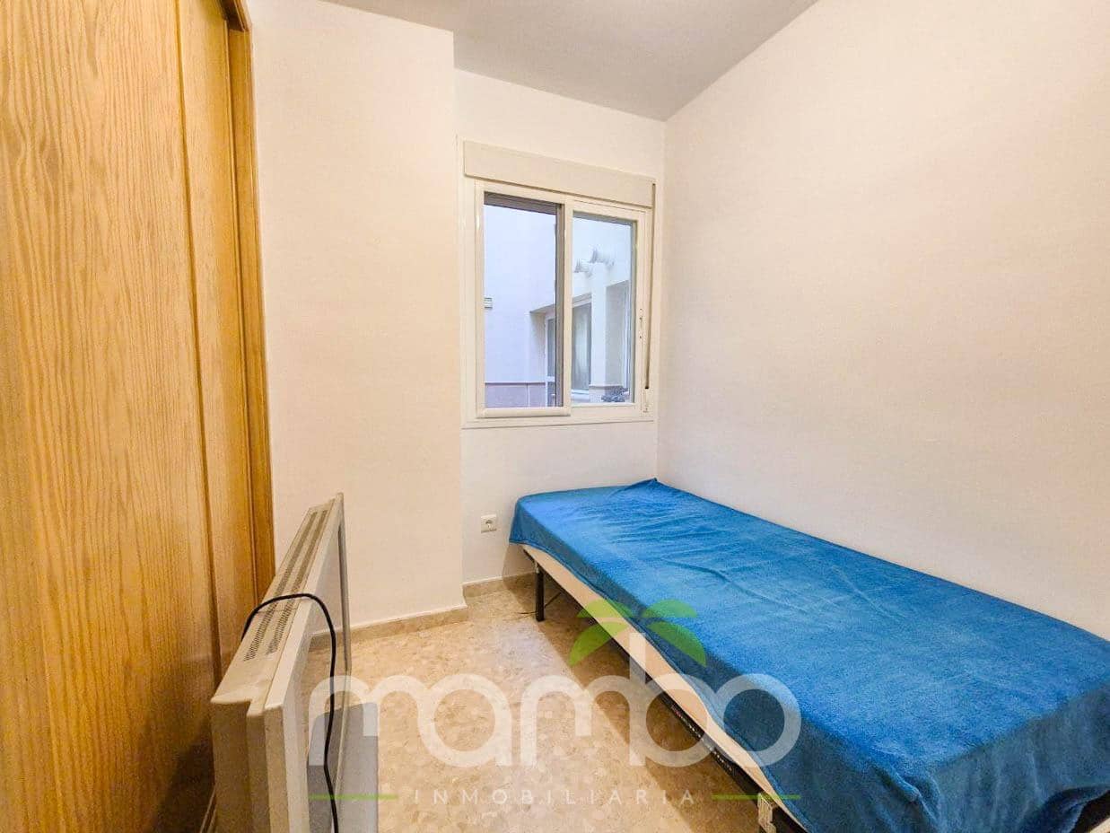 3 bedroom Apartment for sale in Velez-Malaga with pool - € 290,000 (Ref: 9484000)