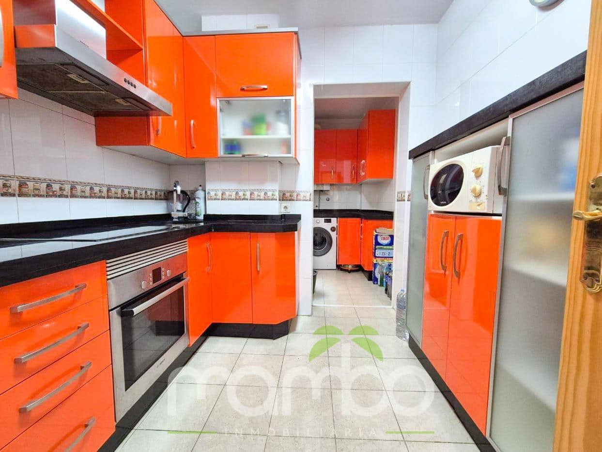 3 bedroom Apartment for sale in Velez-Malaga with pool - € 290,000 (Ref: 9484000)