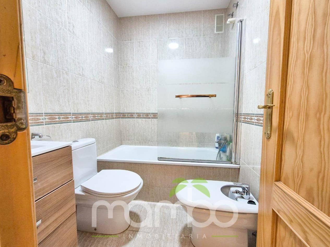 3 bedroom Apartment for sale in Velez-Malaga with pool - € 290,000 (Ref: 9484000)