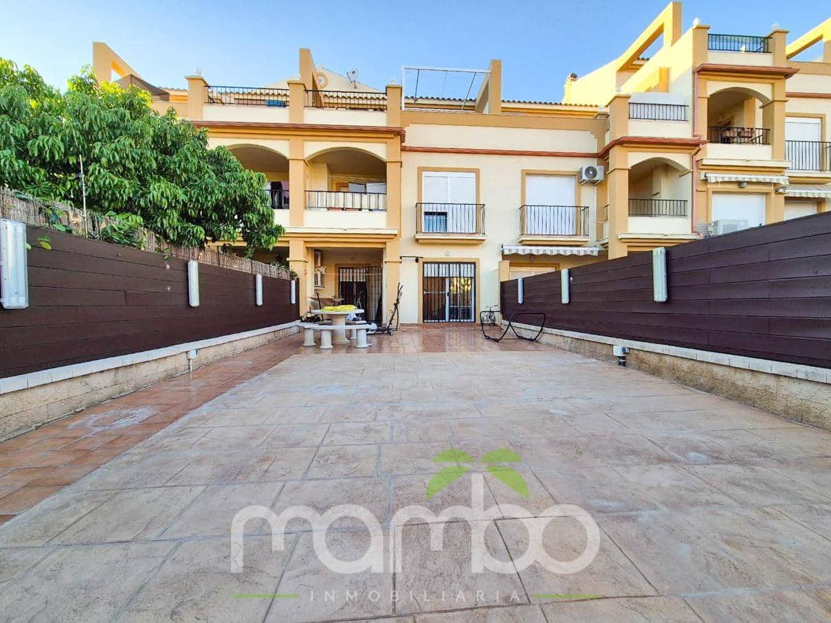 3 bedroom Apartment for sale in Velez-Malaga with pool - € 290,000 (Ref: 9484000)